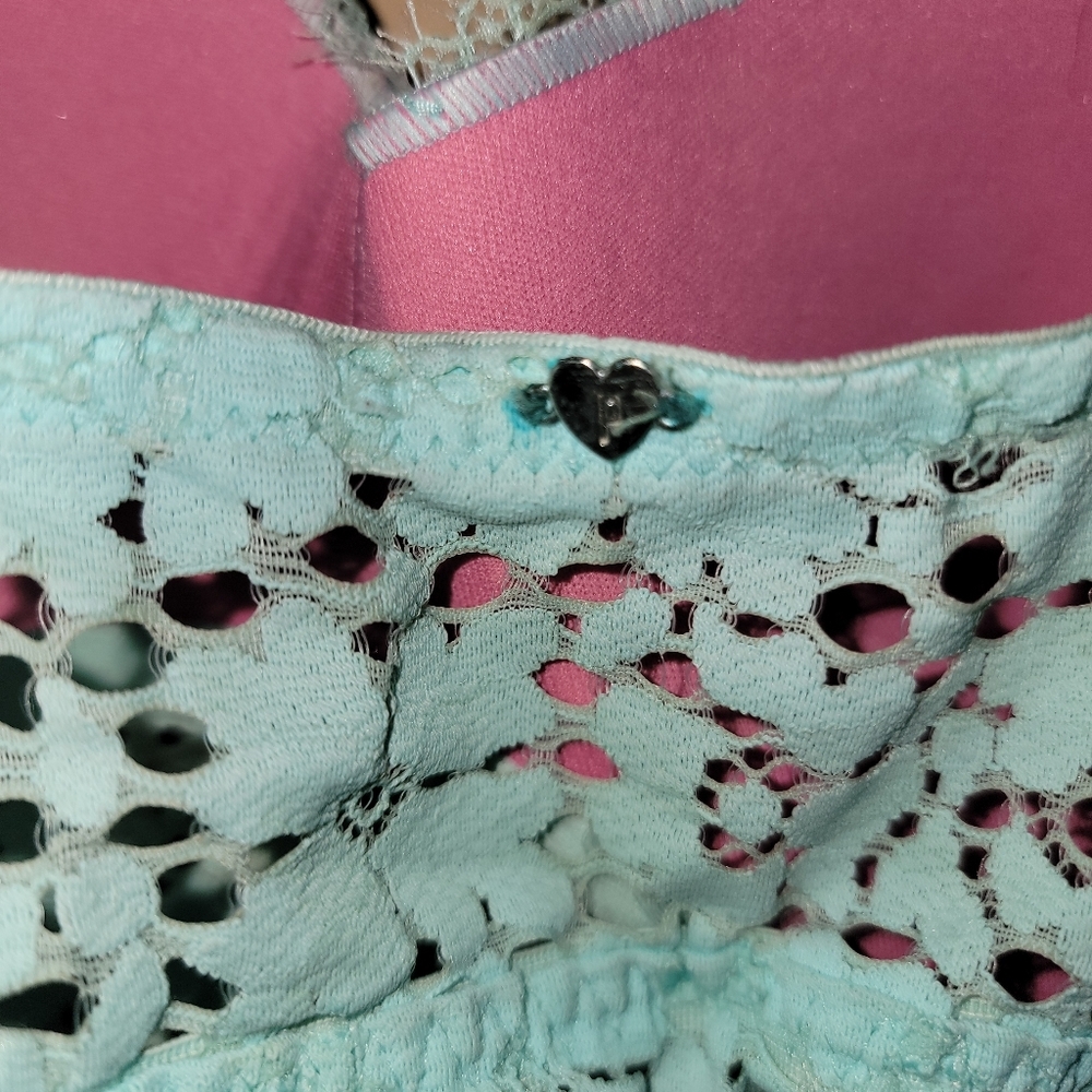 Victoria's Secret Pink Gorgeous Lace Padded Bra sz M Sea Foam Green. - Picture 5 of 6